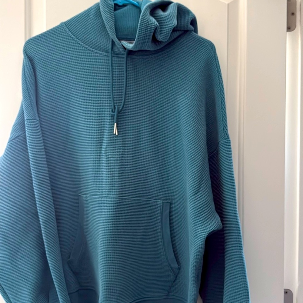 ATHLETA SWEATSHIRT